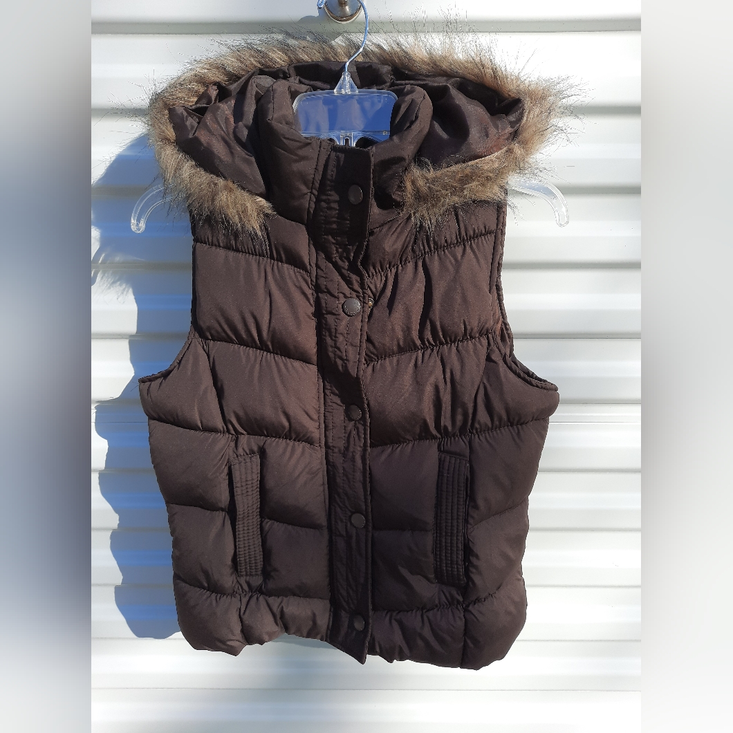 Arizona Jeans Co Women Puffer Vest Jacket Brown Faux Fur Hooded Medium Euc